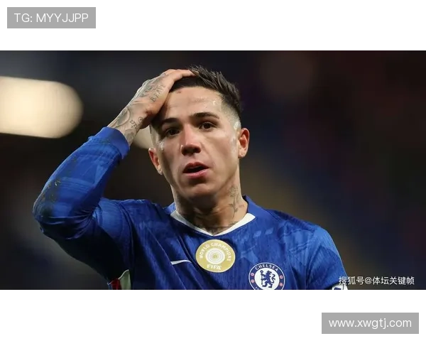 恩佐头球切尔西半场暂领先利兹